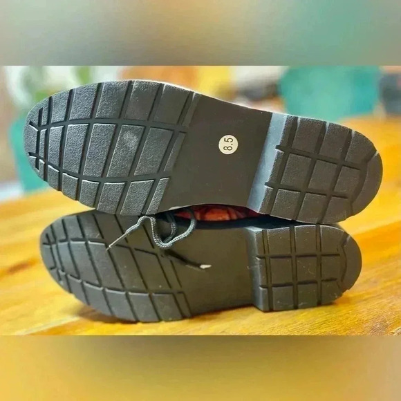 Bumble Bee | Chunky High-Top Combat Style Boots | Honey Comb | M 8.5 / W 10 - Picture 6 of 6